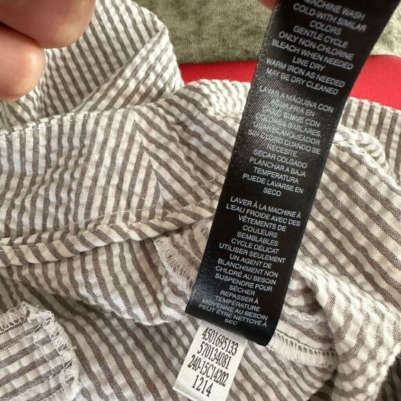 Chico’s Womens Striped Seersucker Capri Trouser Pants Beige White Medium - Picture 10 of 10